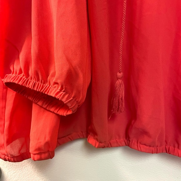 •NWT woman’s LANE BRYANT blouse - Picture 7 of 10